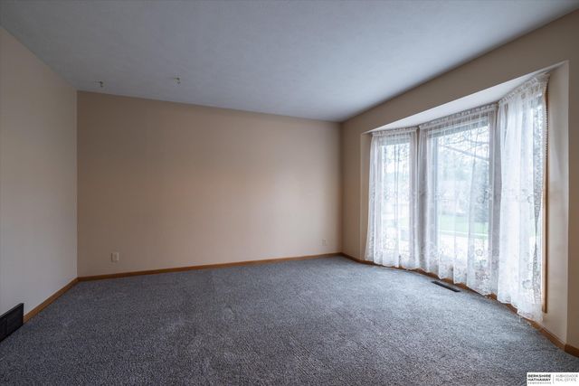 17036 Karen Street, Omaha, NE 68135