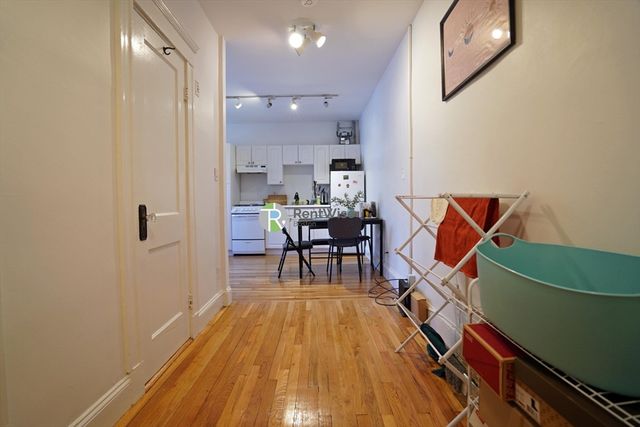 66 Queensberry St 320, Boston, MA 02215