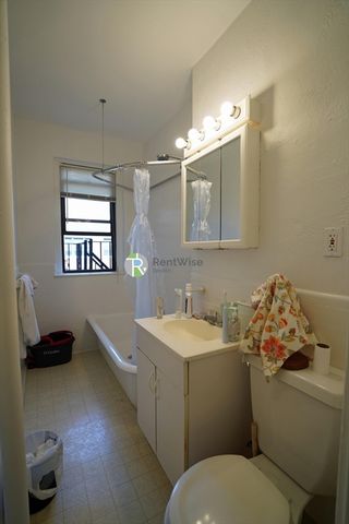 66 Queensberry St 320, Boston, MA 02215