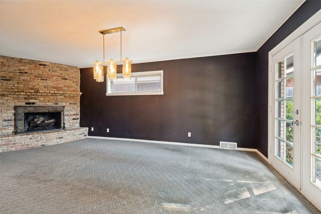 8030 Hunnicut Road, Dallas, TX 75228