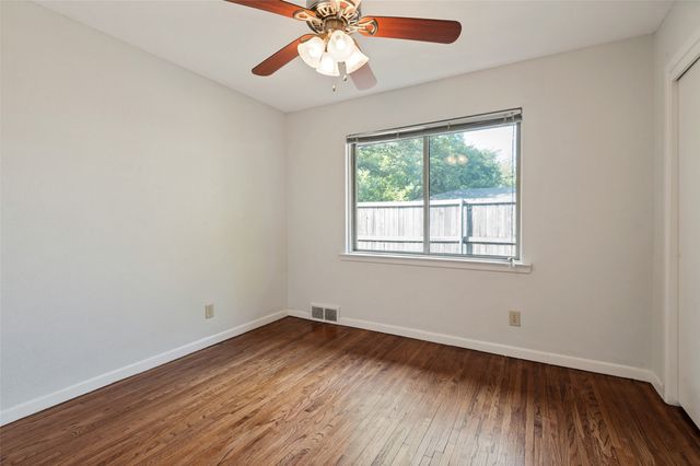 8030 Hunnicut Road, Dallas, TX 75228