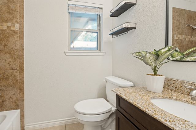 8030 Hunnicut Road, Dallas, TX 75228