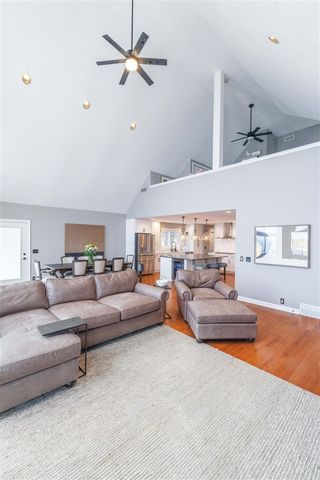 2628 E Shore Drive, Portage, MI 49002