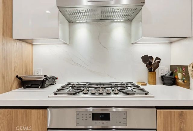 851 N San Vicente Boulevard 110, West Hollywood, CA 90069