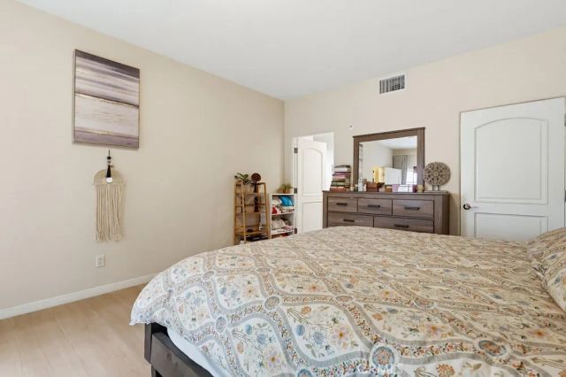 851 N San Vicente Boulevard 110, West Hollywood, CA 90069