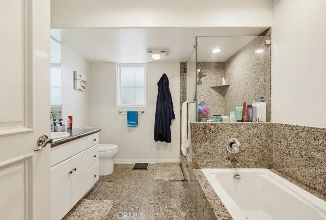 851 N San Vicente Boulevard 110, West Hollywood, CA 90069