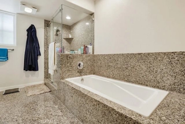 851 N San Vicente Boulevard 110, West Hollywood, CA 90069