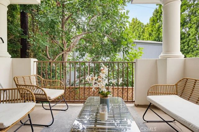 851 N San Vicente Boulevard 110, West Hollywood, CA 90069