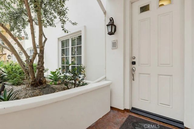 851 N San Vicente Boulevard 110, West Hollywood, CA 90069