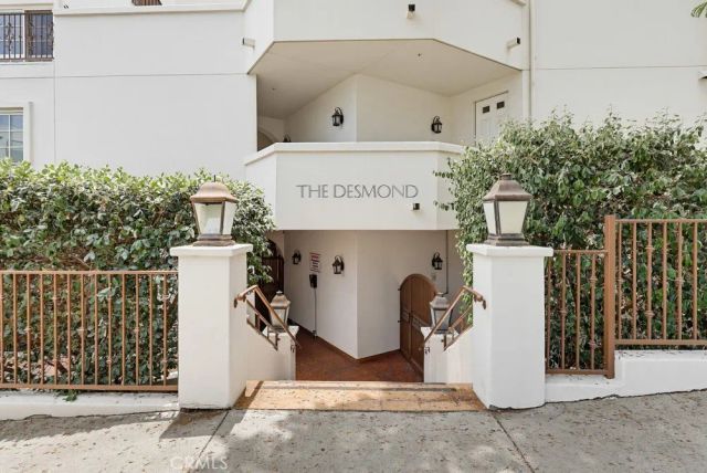 851 N San Vicente Boulevard 110, West Hollywood, CA 90069