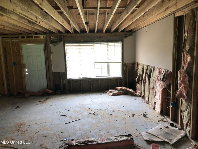 303 Old Spanish Trail, Jackson, MS 39212