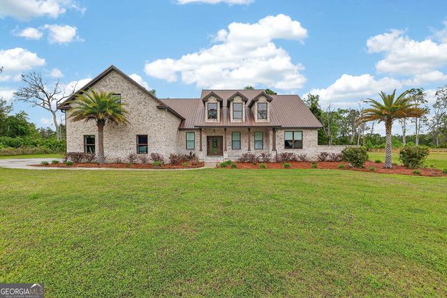 211 Sanford Drive, Waverly, GA 31565