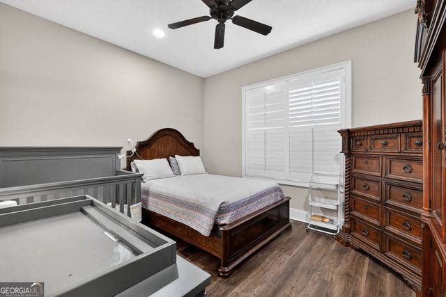 211 Sanford Drive, Waverly, GA 31565