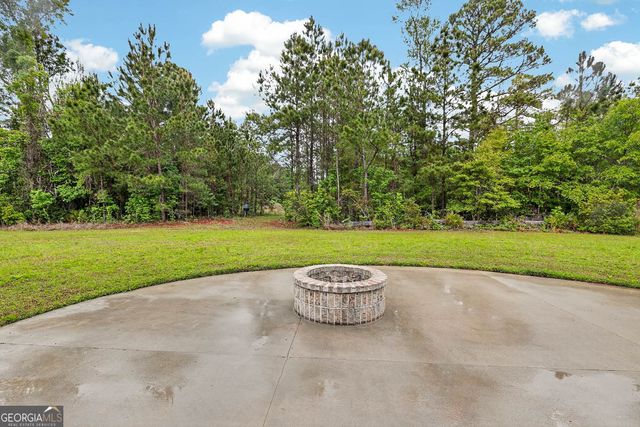 211 Sanford Drive, Waverly, GA 31565