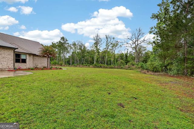 211 Sanford Drive, Waverly, GA 31565