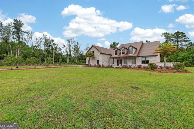 211 Sanford Drive, Waverly, GA 31565