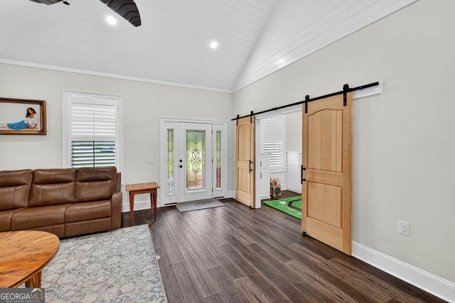 211 Sanford Drive, Waverly, GA 31565