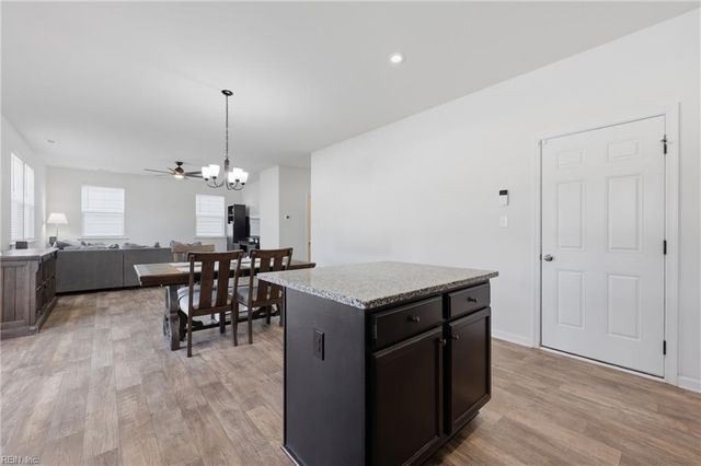 130 Meadows Landing LN, Suffolk, VA 23434