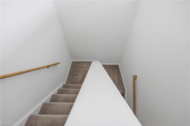 130 Meadows Landing LN, Suffolk, VA 23434