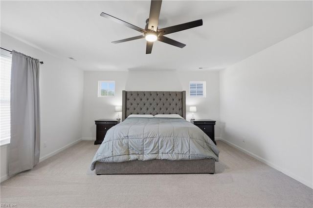 130 Meadows Landing LN, Suffolk, VA 23434