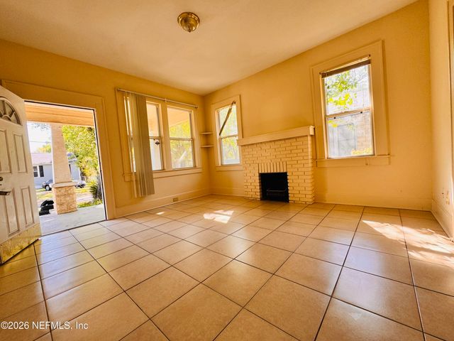 1617 E 14TH Street, Jacksonville, FL 32206