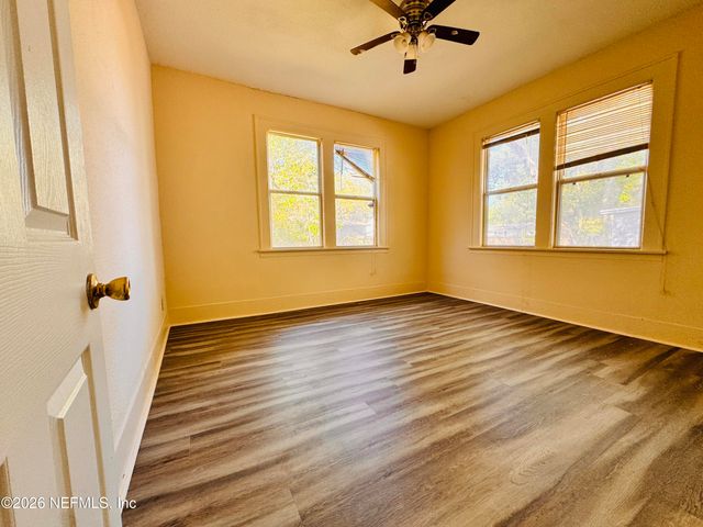 1617 E 14TH Street, Jacksonville, FL 32206