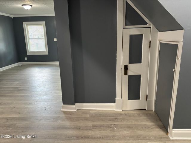 1534 Walter Ave, Louisville, KY 40215