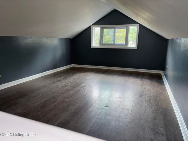 1534 Walter Ave, Louisville, KY 40215