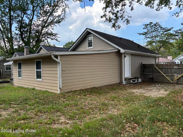 1534 Walter Ave, Louisville, KY 40215