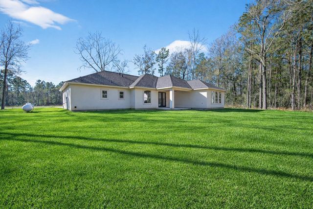 1197 Road 660, Dayton, TX 77535