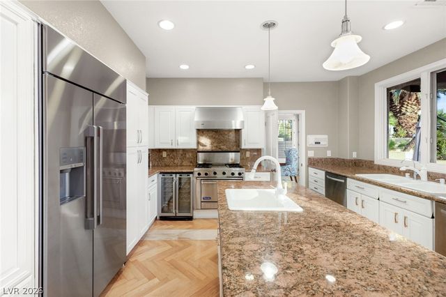 7825 Rancho Mirage Drive, Las Vegas, NV 89113