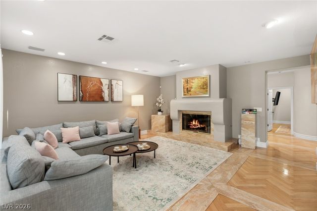 7825 Rancho Mirage Drive, Las Vegas, NV 89113