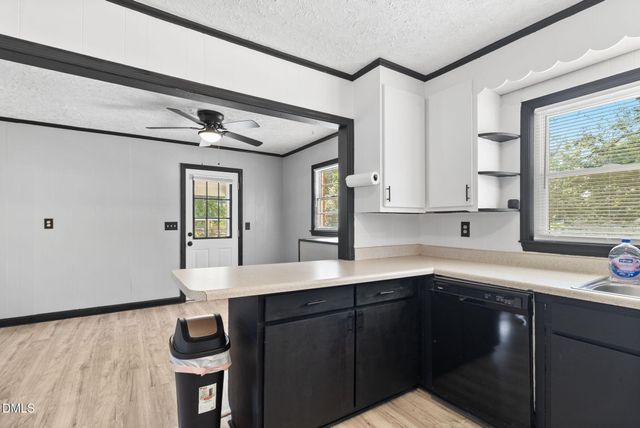 808 Hemlock Drive, Fayetteville, NC 28304