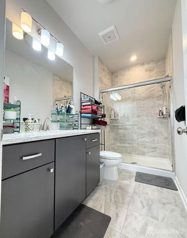 102 Dickson Court, Highland Park, NJ 08904