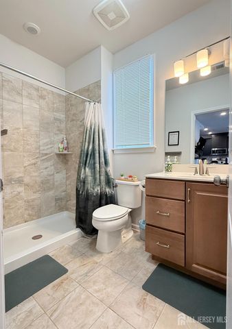 102 Dickson Court, Highland Park, NJ 08904