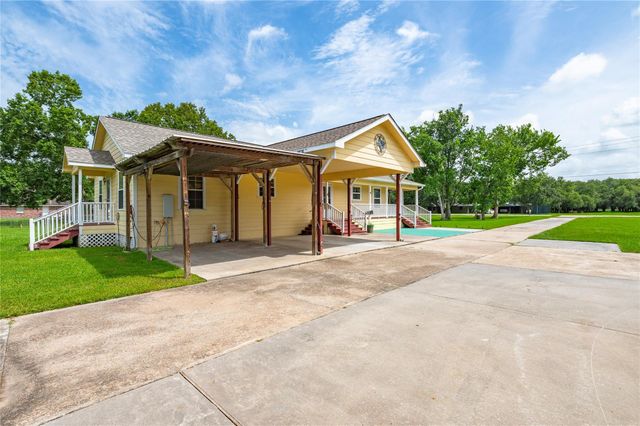 5710 County Road 166, Alvin, TX 77511