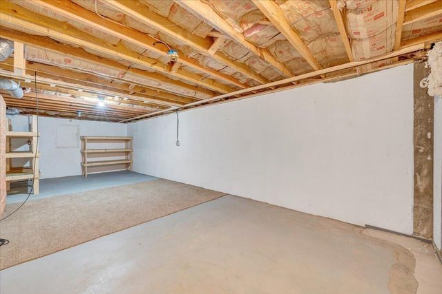 674 Azalea RD, Daleville, VA 24083