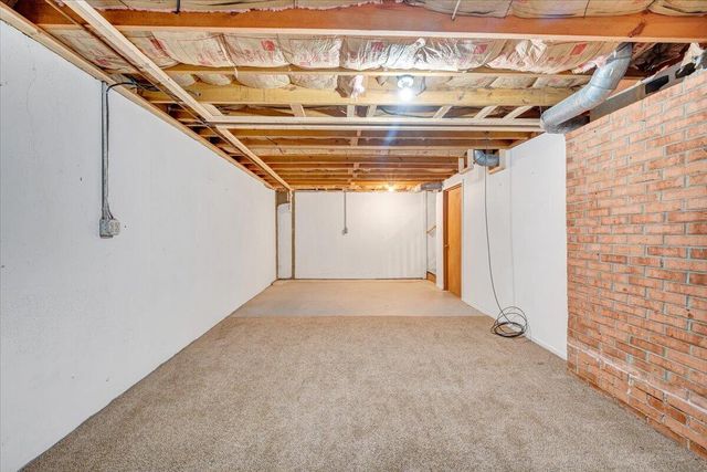 674 Azalea RD, Daleville, VA 24083