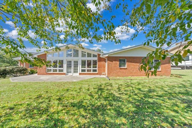 674 Azalea RD, Daleville, VA 24083