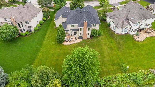 2532 Dewes Lane, Naperville, IL 60564