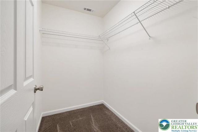 Pine Hollow Drive, Mahoning Twp, PA 18235