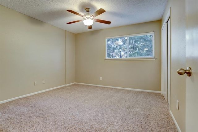 11126 Twain Drive, Montgomery, TX 77356