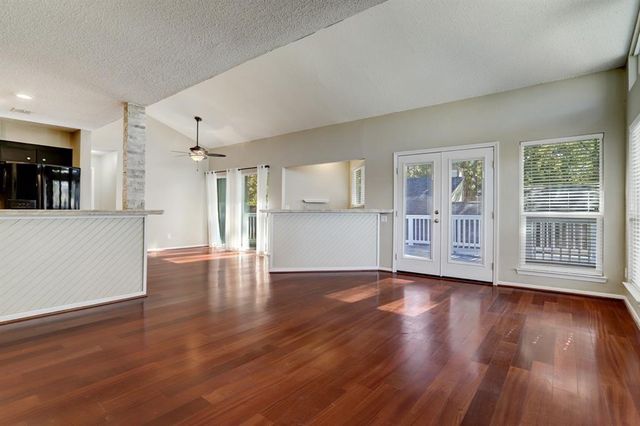 11126 Twain Drive, Montgomery, TX 77356