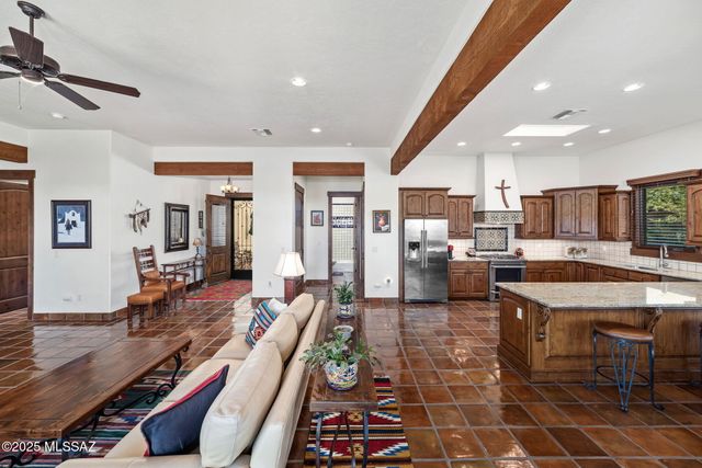 205 Circulo Veranera, Tubac, AZ 85646
