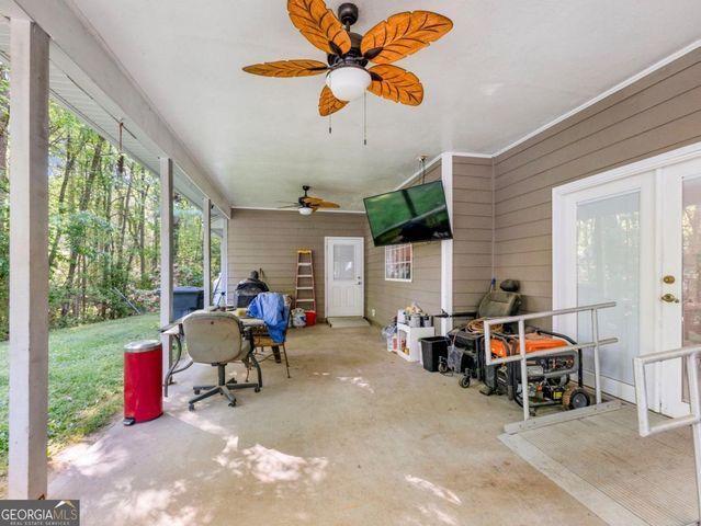 9160 Lakeside Way, Gainesville, GA 30506