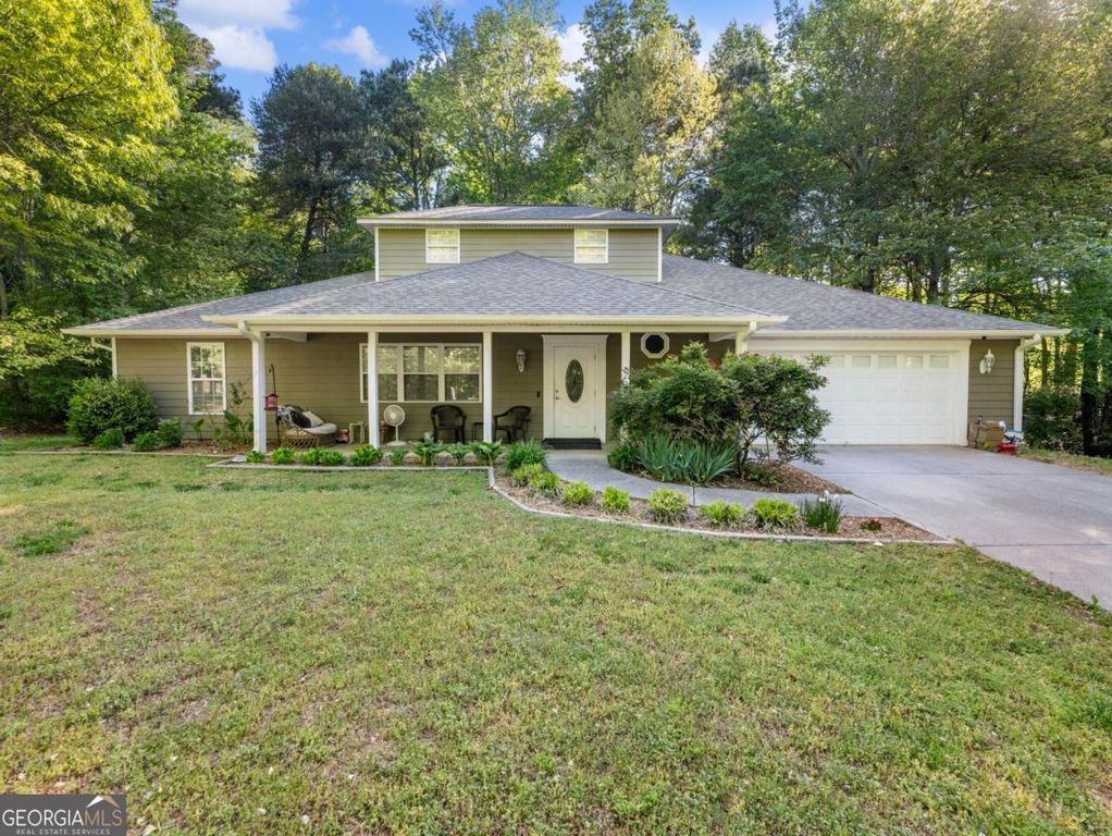 9160 Lakeside Way, Gainesville, GA 30506