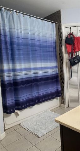 70 Evanston Street 1, Houston, TX 77015