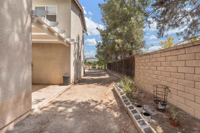 23587 Taft Court, Murrieta, CA 92562