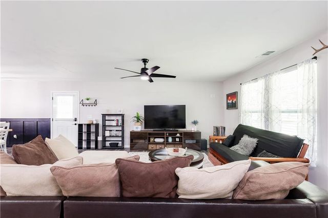 608 WAYSIDE NE Road, Rome, GA 30161