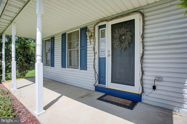 8895 MENTZER GAP RD, Waynesboro, PA 17268